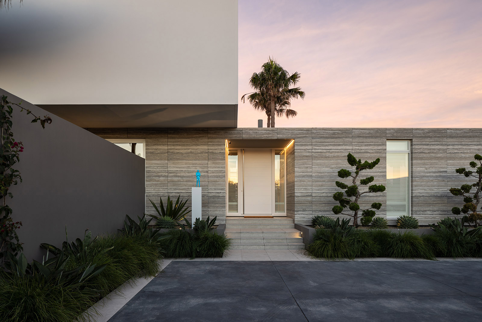 Hollywood Oasis, Hawke's Bay. Landscape design by Suzanne Turley Landscapes