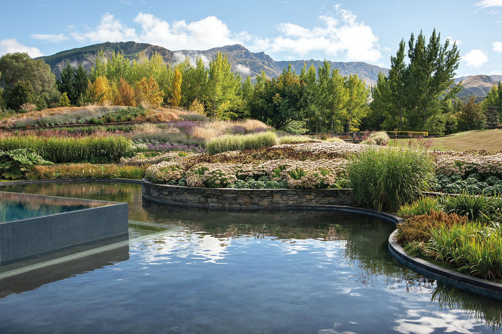 The Hills, Arrowtown. Landscape design by Suzanne Turley Landscapes
