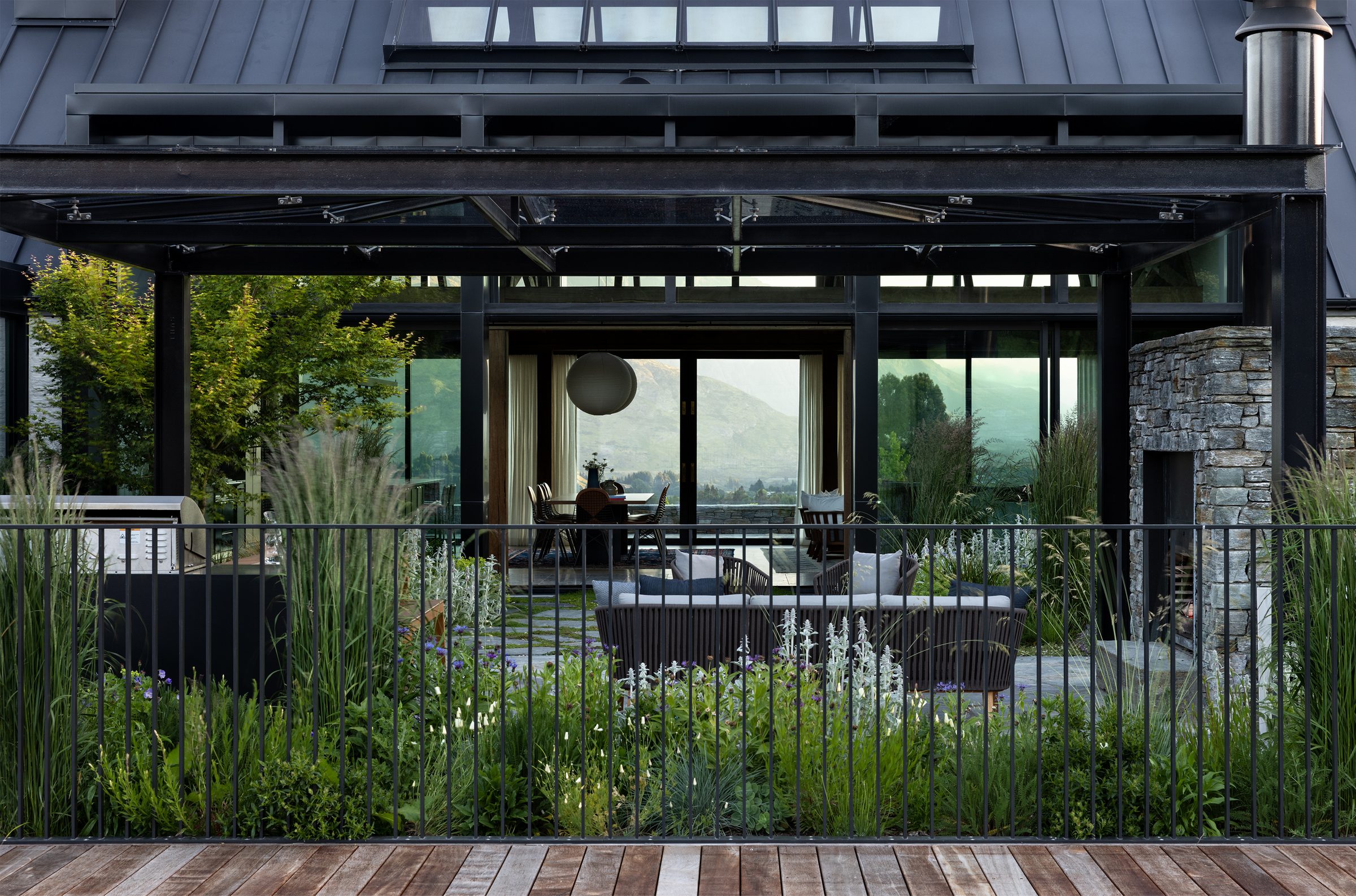 Speargrass House, Queenstown. Landscape design by Suzanne Turley Landscapes