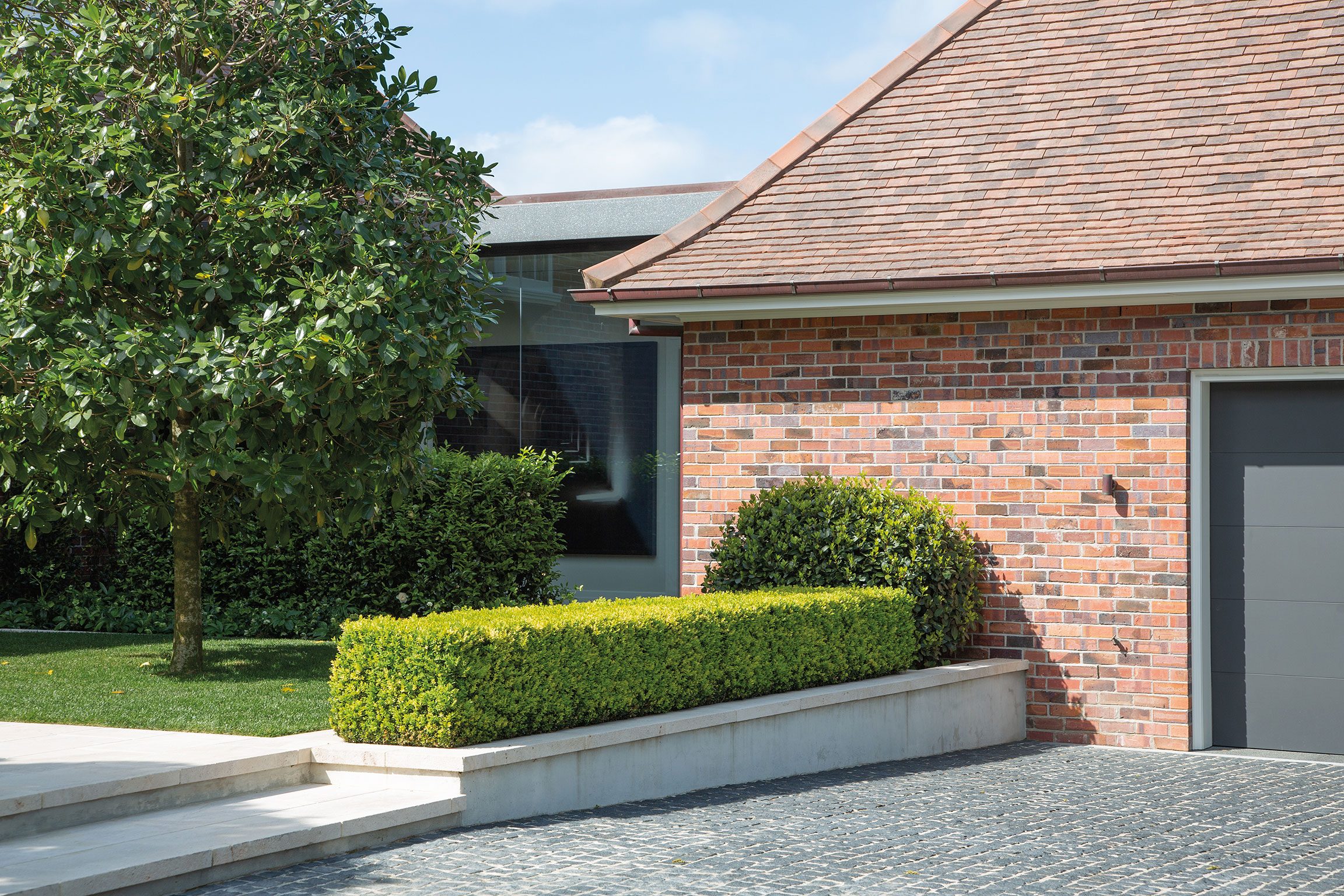 Hanene, Auckland. Landscape design by Suzanne Turley Landscapes