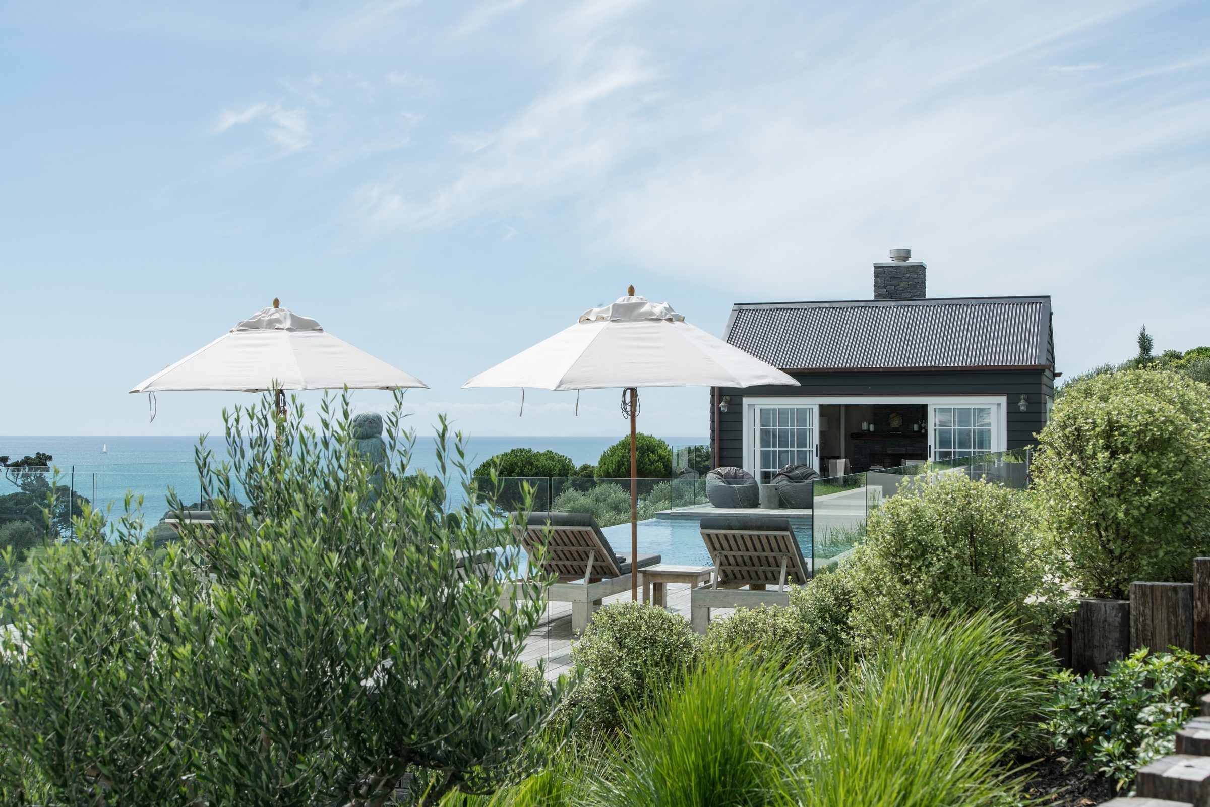 Coastal Barn, Waiheke Island, New Zealand. Landscape design by Suzanne Turley Landscapes