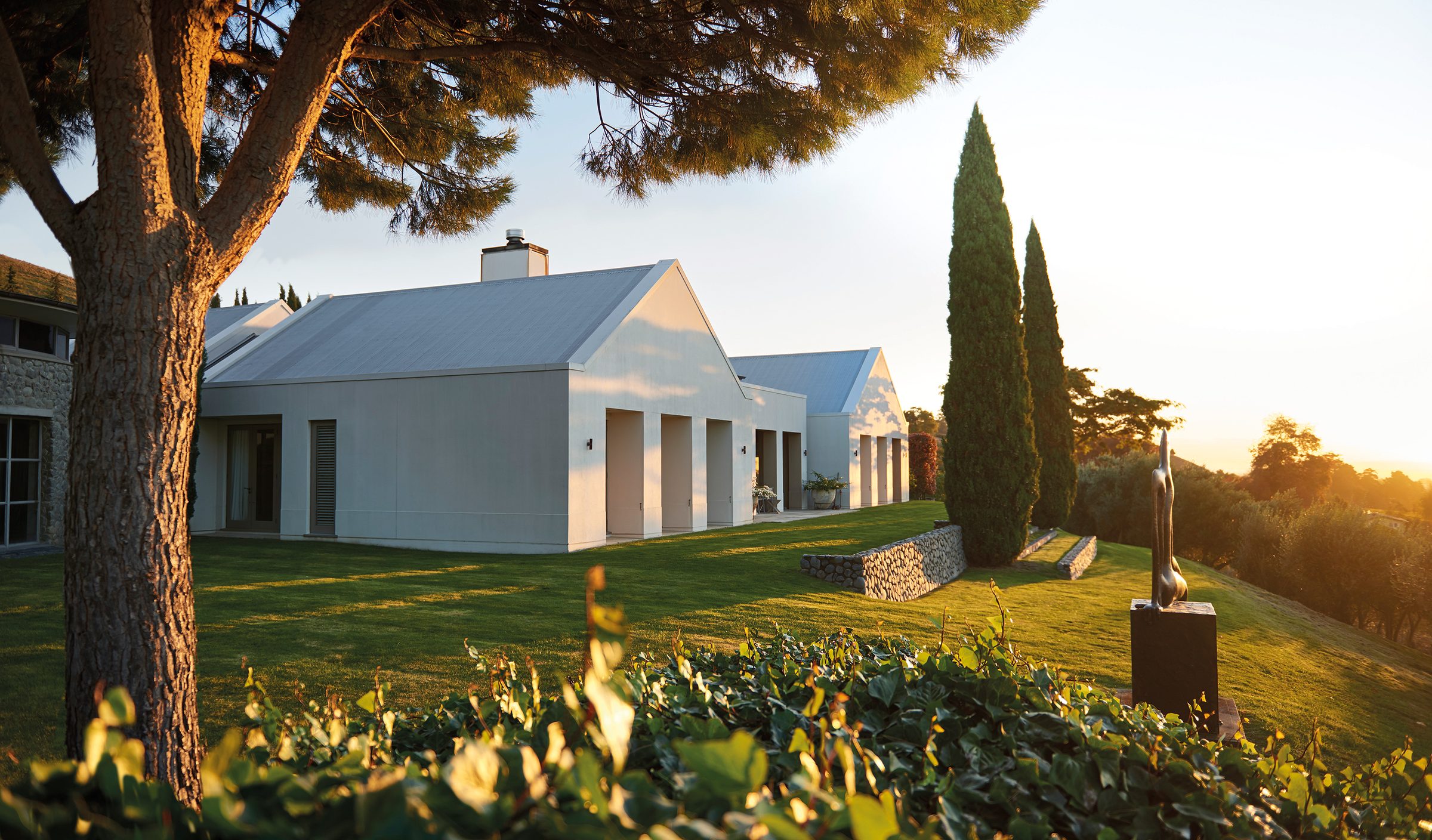 Te Mata, Hawke's Bay, New Zealand. Landscape design by Suzanne Turley Landscapes