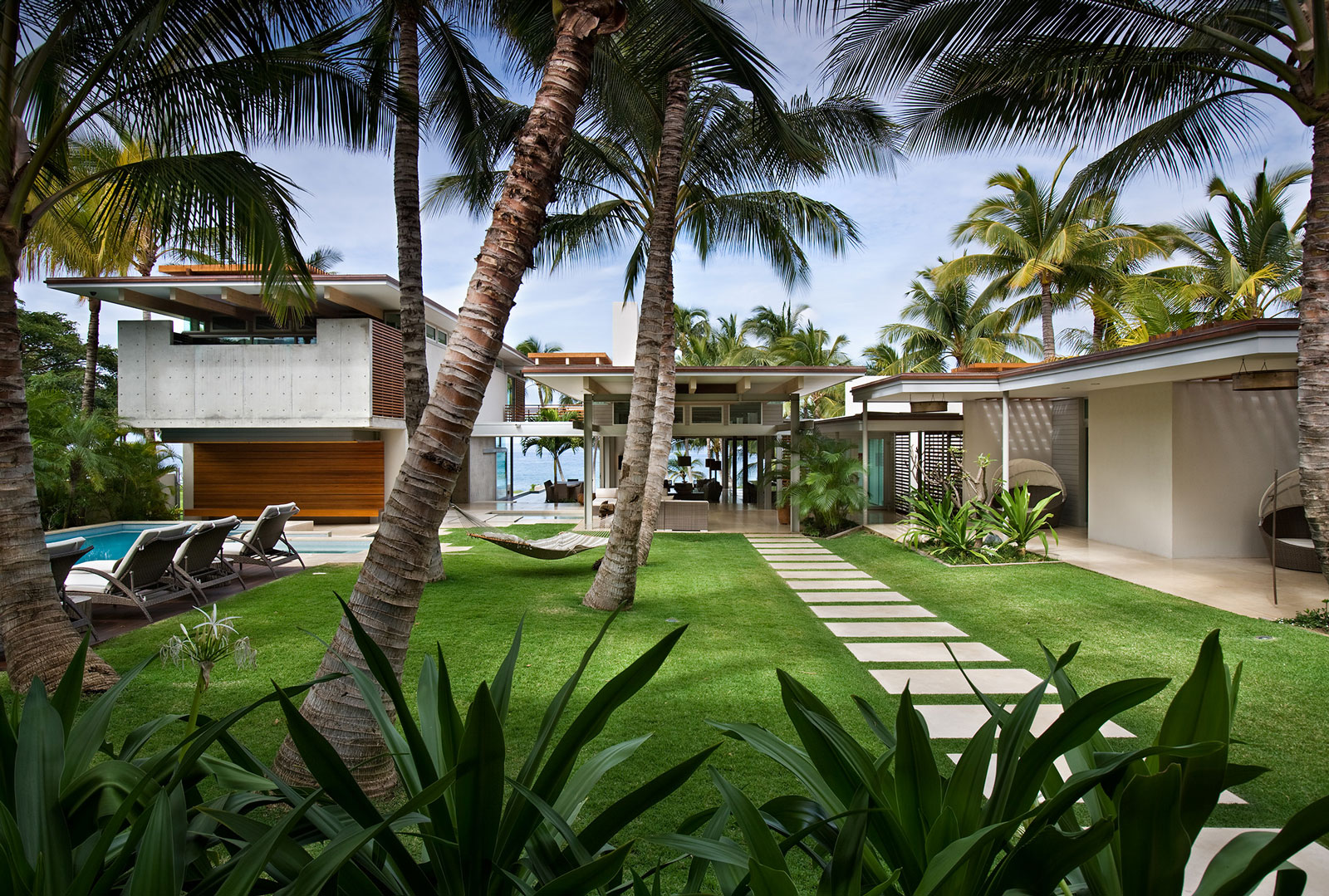 Hawaii Beach House, Maui. Landscape design by Suzanne Turley Landscapes