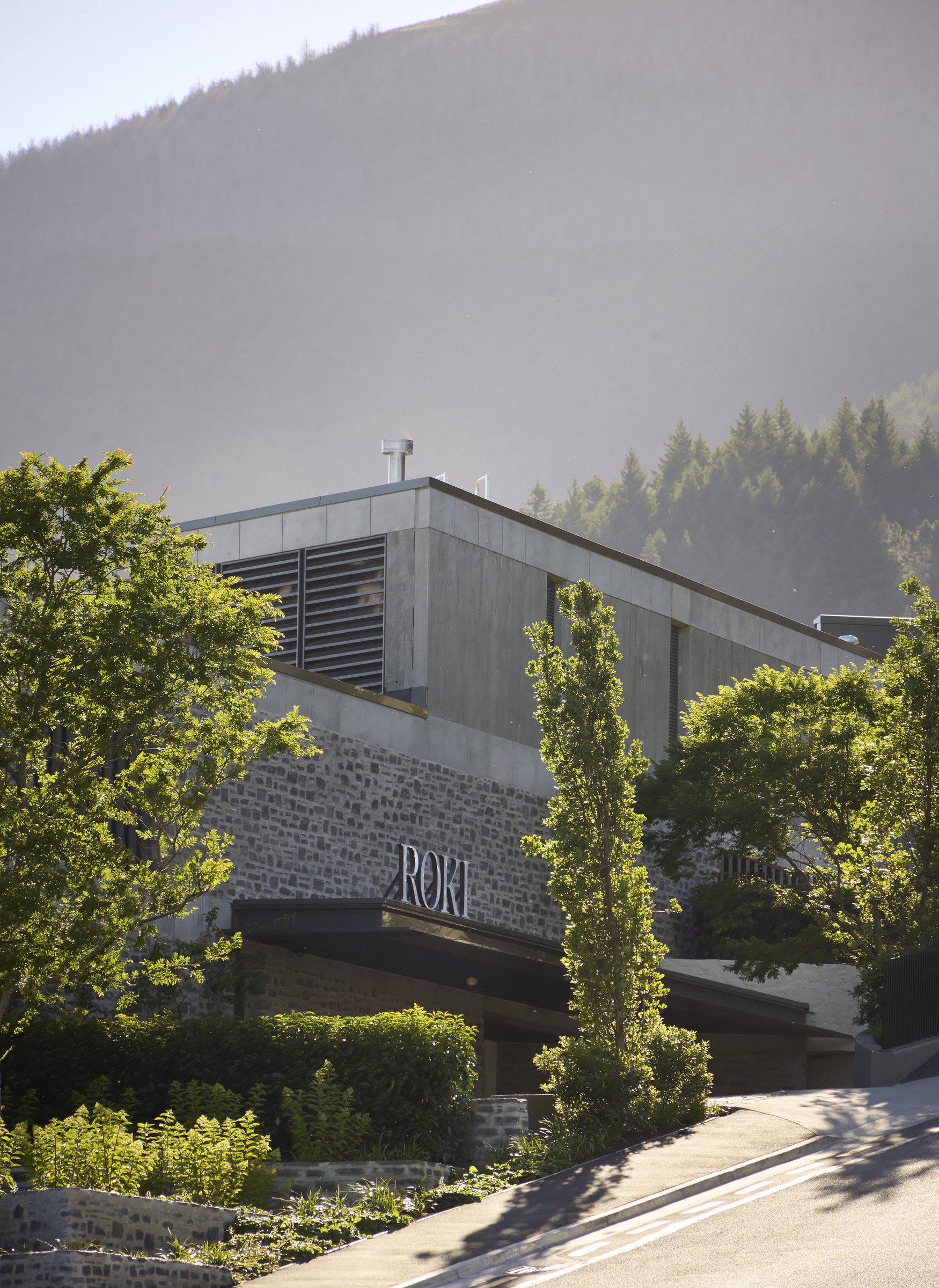 Roki, Queenstown. Landscape design by Suzanne Turley Landscapes