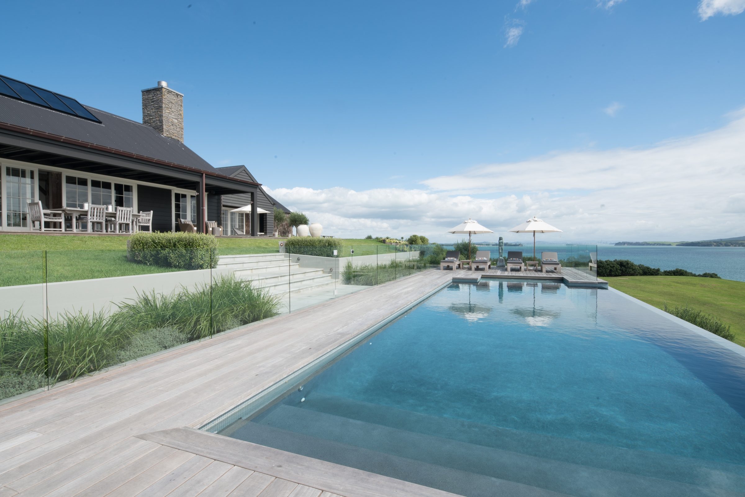 Coastal Barn, Waiheke Island. Landscape design by Suzanne Turley Landscapes