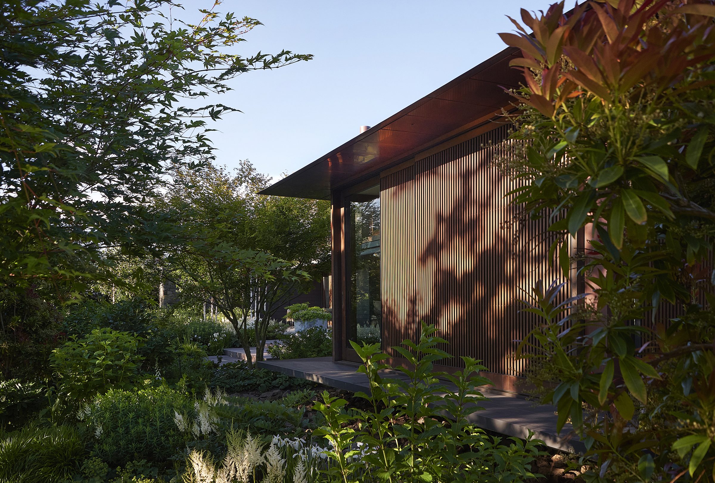 Riverside House, Christchurch. Landscape design by Suzanne Turley Landscapes