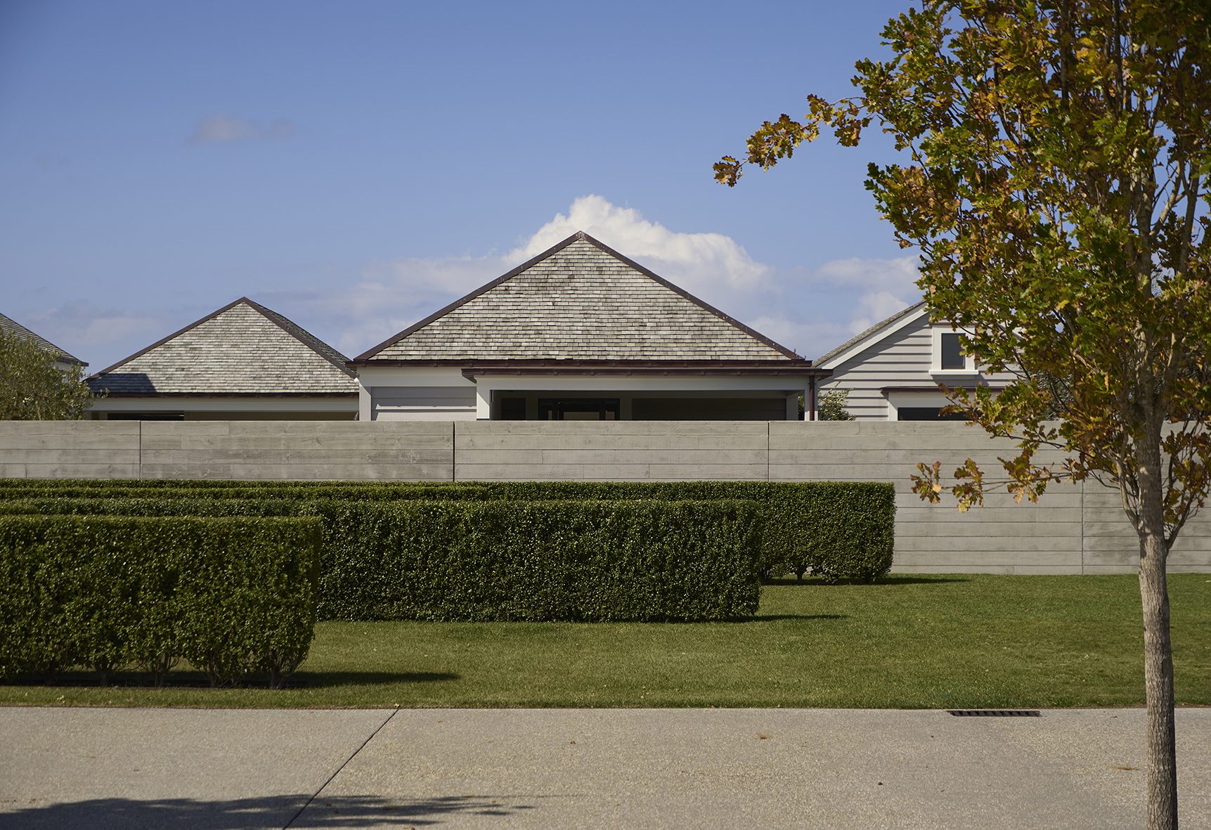 Beachside Retreat, Auckland. Landscape design by Suzanne Turley Landscapes