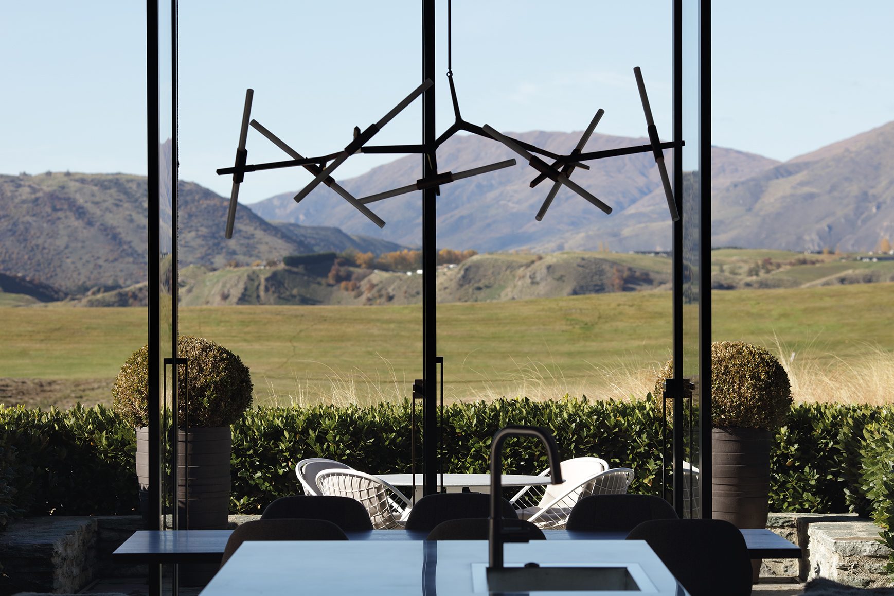 Alpine Lodge, Queenstown. Landscape design by Suzanne Turley Landscapes