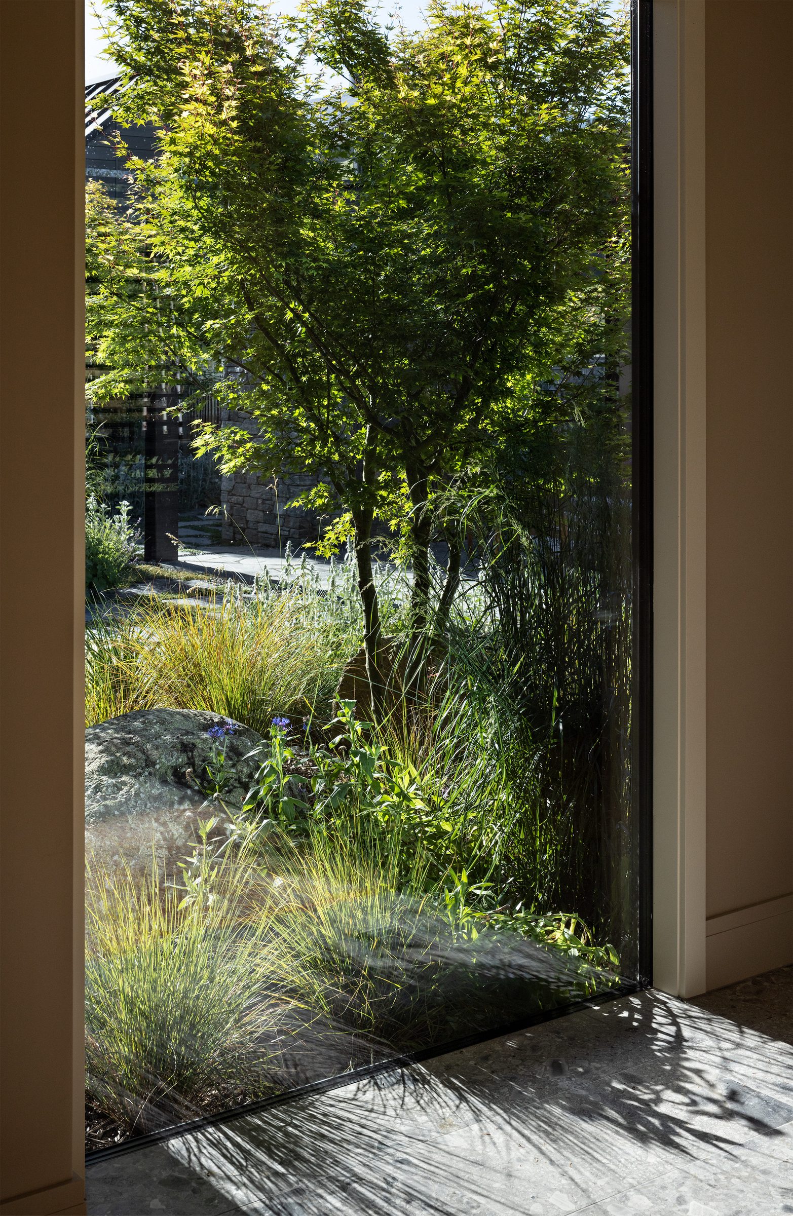 Speargrass House, Queenstown. Landscape design by Suzanne Turley Landscapes