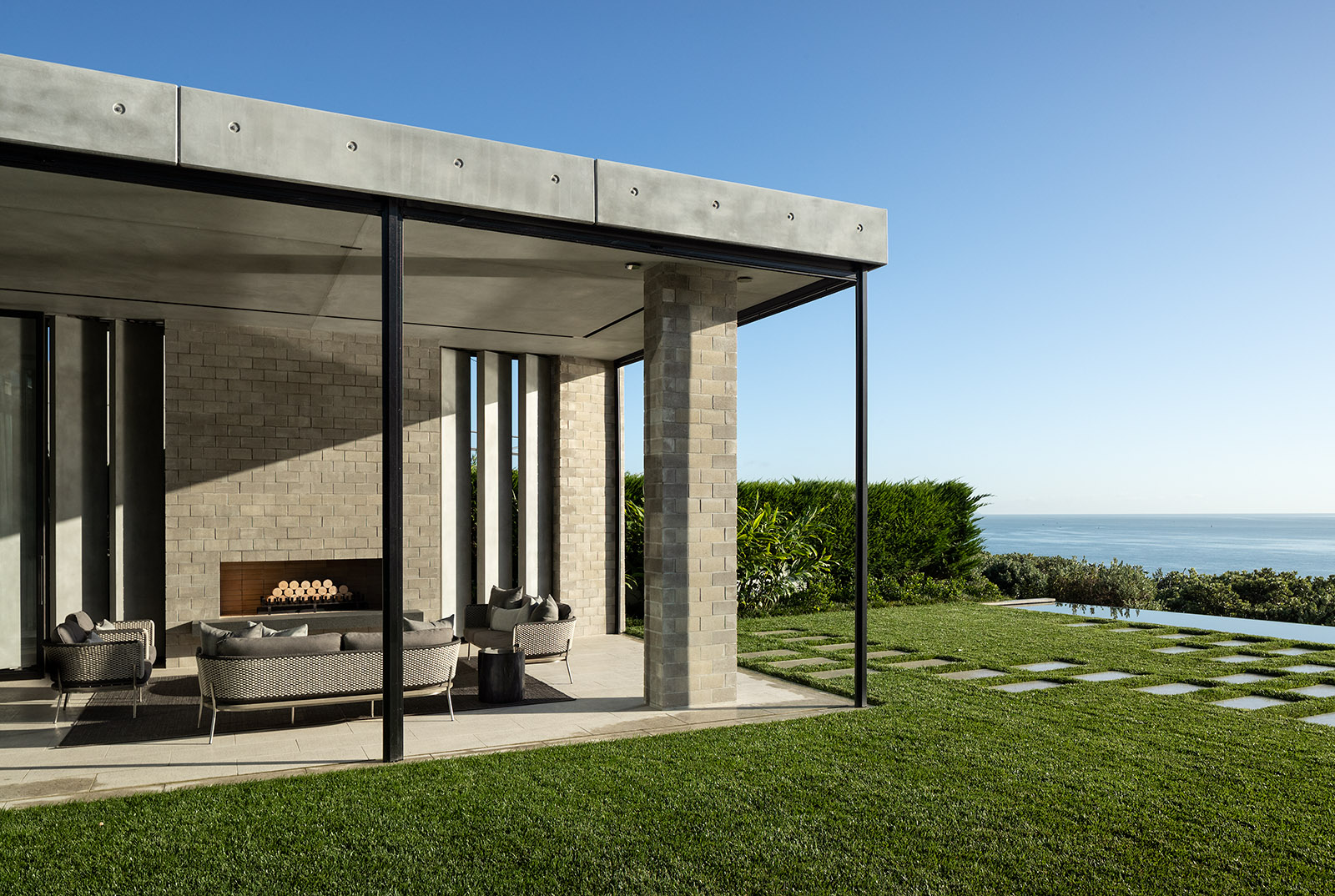 Winescombe House, Auckland. Landscape design by Suzanne Turley Landscapes